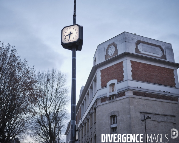 Horloge parisienne rue Louis Blanc Paris 10e