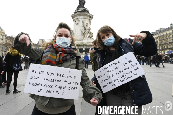 Manifestation contre le projet de loi SECURITE GLOBALE PPL, la marche des libertés du 30 janvier 2021. Demonstration against new security law project against freedom of information.