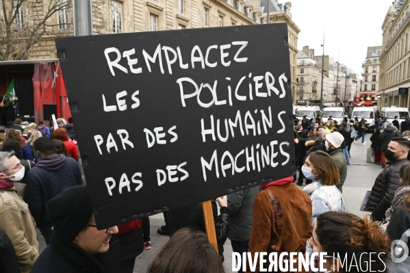 Manifestation contre le projet de loi SECURITE GLOBALE PPL, la marche des libertés du 30 janvier 2021. Demonstration against new security law project against freedom of information.
