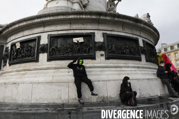 Marche des libertes à Paris contre la loi securite globale