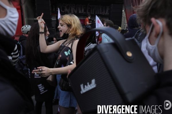 Marche des libertes à Paris contre la loi securite globale