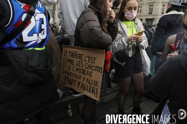 Marche des libertes à Paris contre la loi securite globale