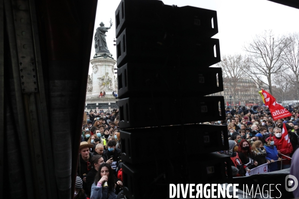 Marche des libertes à Paris contre la loi securite globale