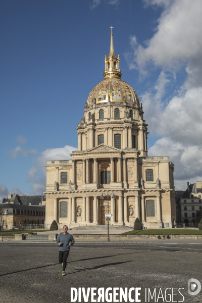 Courir aux invalides