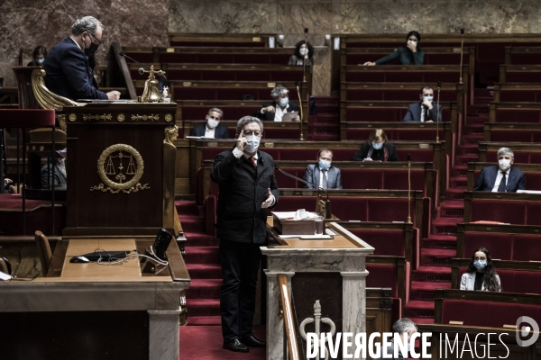 Débat, respect des principes de la République