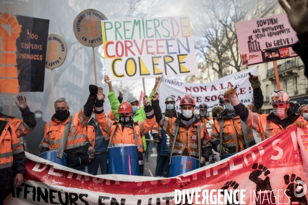 Manifestation unitaire interprofessionnelle pour défendre l emploi