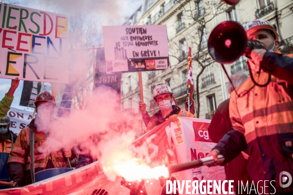 Manifestation unitaire interprofessionnelle pour défendre l emploi