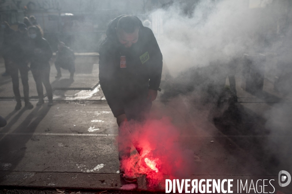 Manifestation unitaire interprofessionnelle pour défendre l emploi