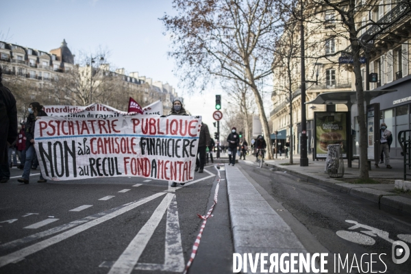 Manifestation unitaire interprofessionnelle pour défendre l emploi