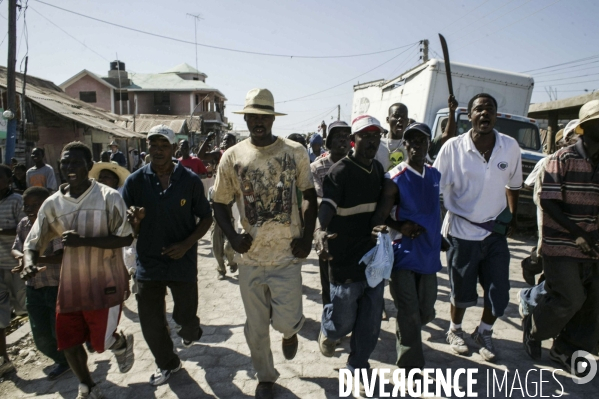 ARCHIVES : Revolte haïtienne contre Jean-Bertrand Aristide