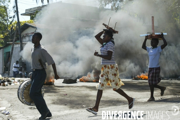 ARCHIVES : Revolte haïtienne contre Jean-Bertrand Aristide