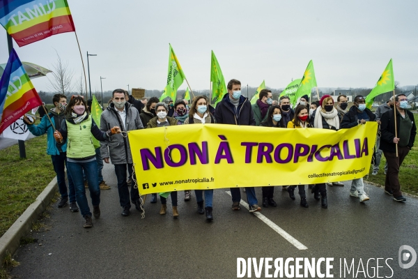 Mobilisation contre le projet Tropicalia.