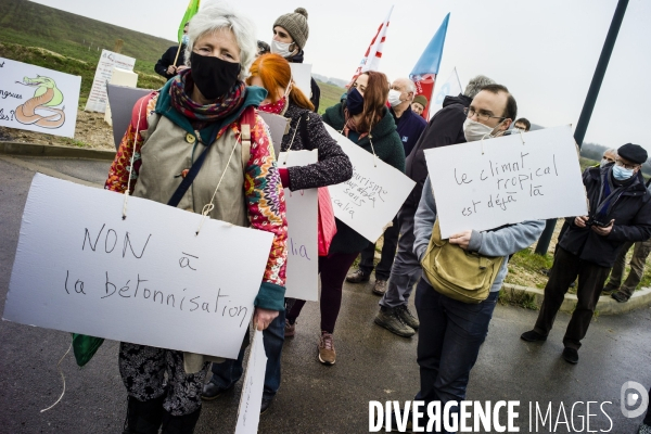 Mobilisation contre le projet Tropicalia.