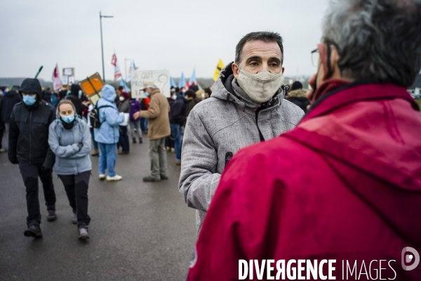 Mobilisation contre le projet Tropicalia.