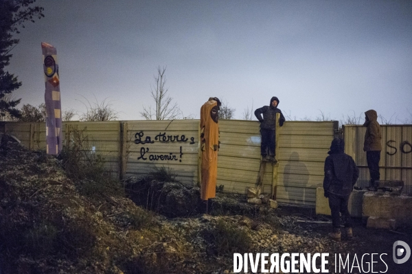 Occupation de la zad de gonesse, contre la betonnisation des terres agricoles.