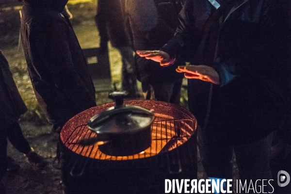 Occupation de la zad de gonesse, contre la betonnisation des terres agricoles.