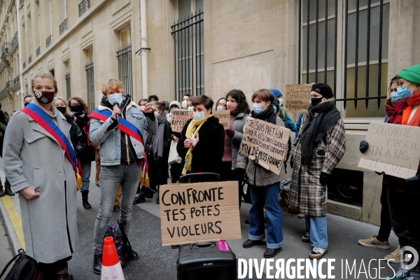 Affaire Olivier Duhamel / Manifestation pour demander la démission Frédéric Mion directeur de Sciences Po