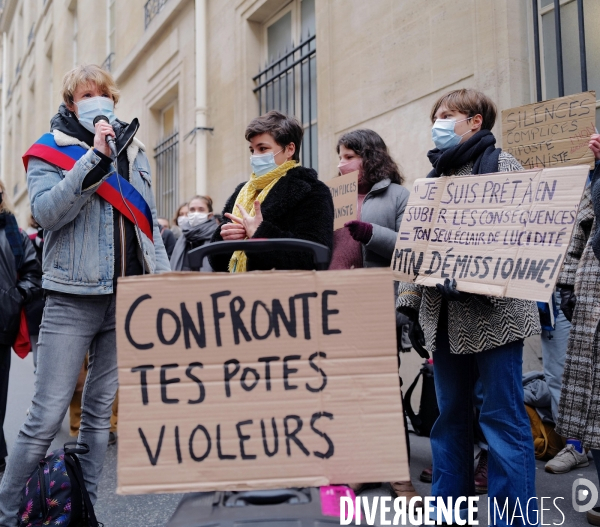 Affaire Olivier Duhamel / Manifestation pour demander la démission Frédéric Mion directeur de Sciences Po