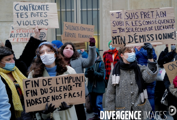 Affaire Olivier Duhamel / Manifestation pour demander la démission Frédéric Mion directeur de Sciences Po