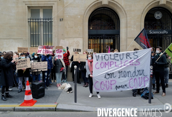 Affaire Olivier Duhamel / Manifestation pour demander la démission Frédéric Mion directeur de Sciences Po