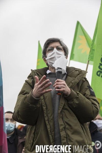 Manifestation Non à Tropicalia sur la cote d Opale