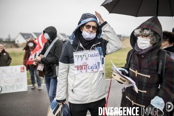 Manifestation Non à Tropicalia sur la cote d Opale