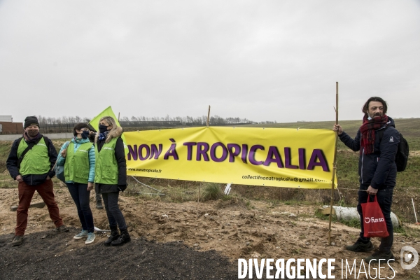 Manifestation Non à Tropicalia sur la cote d Opale