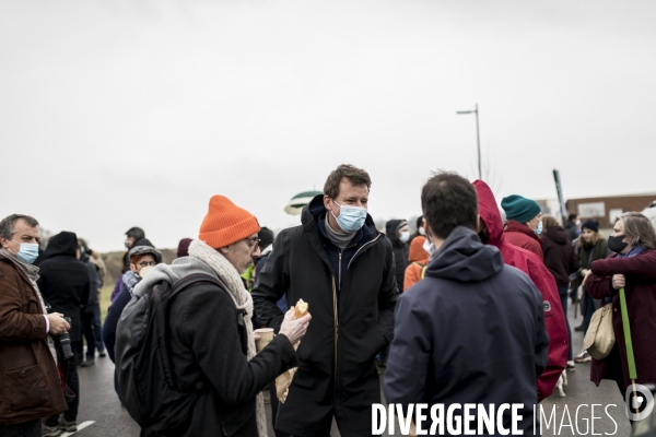 Manifestation Non à Tropicalia sur la cote d Opale