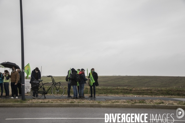 Manifestation Non à Tropicalia sur la cote d Opale