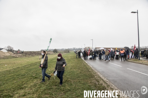 Manifestation Non à Tropicalia sur la cote d Opale