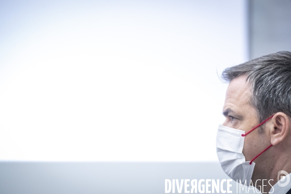 Castex, Véran, Darmanin et Borne : point presse sur le Covid-19