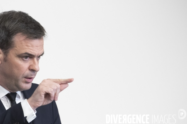 Olivier Véran : point presse sur le Covid-19