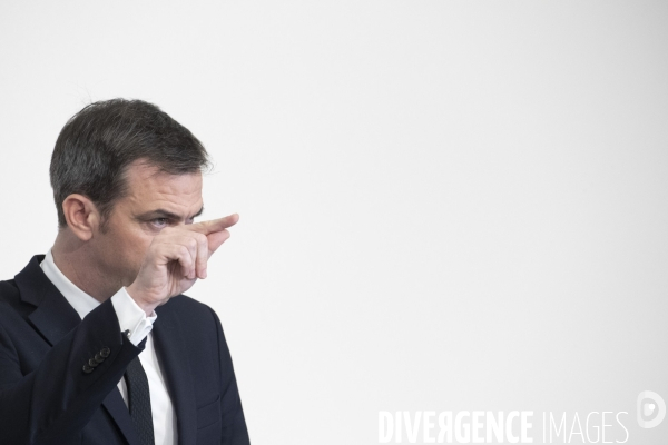 Olivier Véran : point presse sur le Covid-19