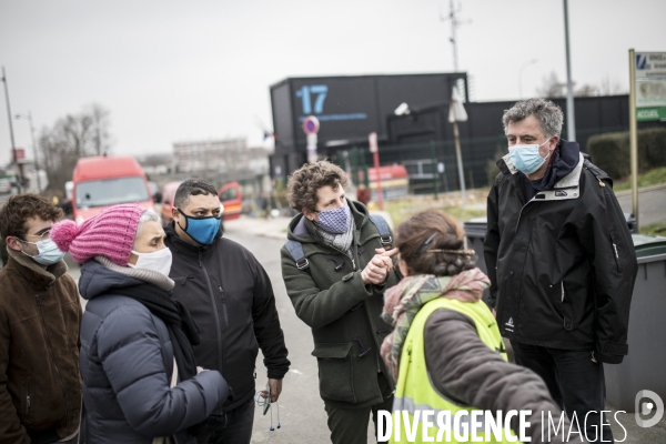 Visite de la vanne de Joinville par Julien Bayou sur la crue de la Seine