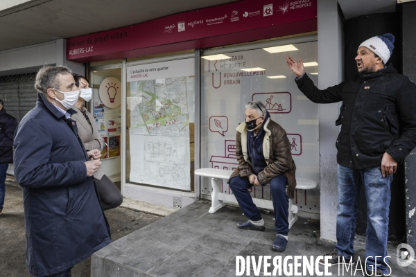 Inauguration d une permanence de la Mairie de Bordeaux par Pierre HURMIC dans le quartier des Aubiers