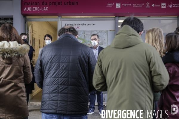 Inauguration d une permanence de la Mairie de Bordeaux par Pierre HURMIC dans le quartier des Aubiers