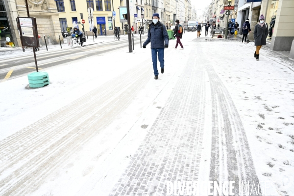 La neige à Paris.