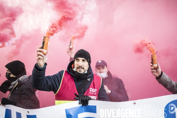 Manifestation des syndicats d EDF contre le projet Hercule