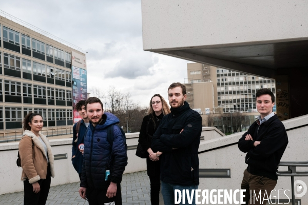 La cocarde etudiante s implante a nanterre