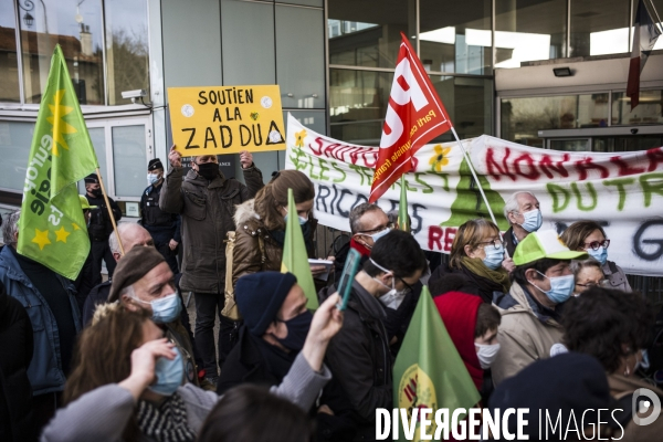 Convocation du president du cptg bernard loup, dans l occupation de la zad de gonesse.