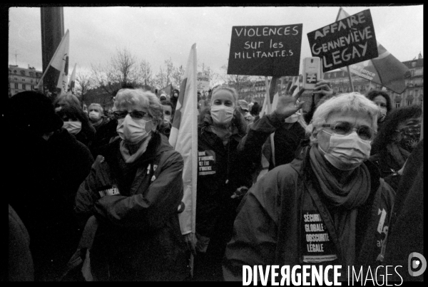 Marche des libertés à Paris contre la loi securite globale