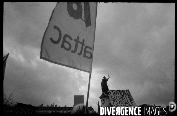 Marche des libertés à Paris contre la loi securite globale