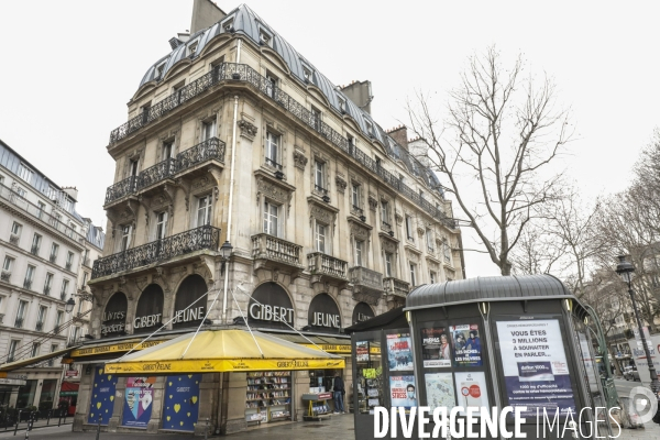 Fermeture de quatre librairies gibert joseph a paris