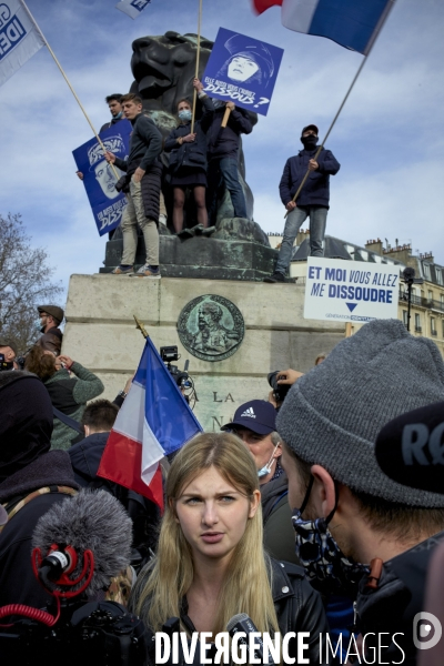 Manifestation de Generation identitaire a Paris contre son eventuelle dissolution