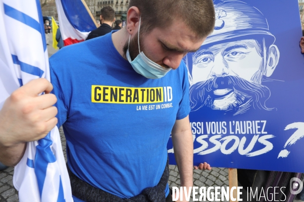 Manifestation de   Generation Identitaire  à Paris contre leur dissolution