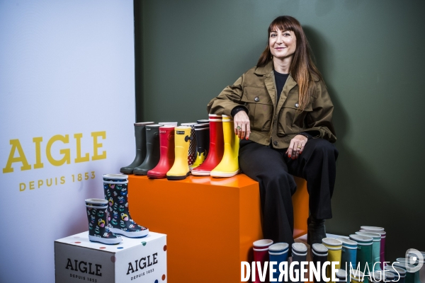 Portrait de sandrine conseiller, pdg de la marque de vetement aigle.