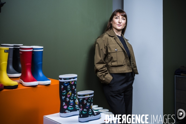 Portrait de sandrine conseiller, pdg de la marque de vetement aigle.