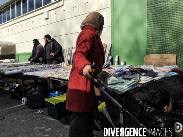 Trappes, le marché des merisiers