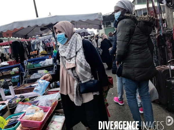 Trappes, le marché des merisiers