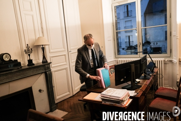 24h avec Jean Christophe Gayet président du plus petit tribunal d Ile de France